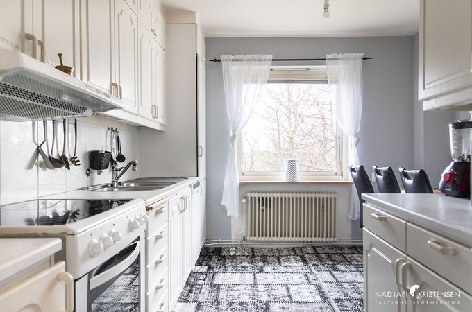 MED0008D984405E49848FB4CAC6B40C8F6B