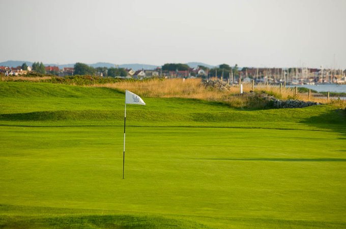 eller spela golf.