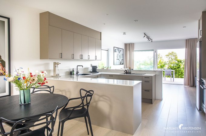 MED47B20B507EEB482D90CF05C6F86CAEC9