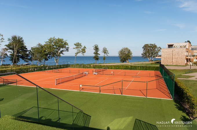 MED54A40C01A8D64C008A202CE1026ED708