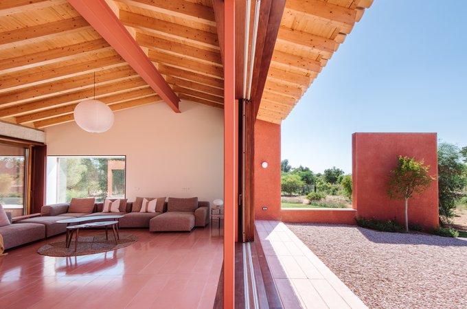 MED5C840BF85F404460A87937A396DBC1C0