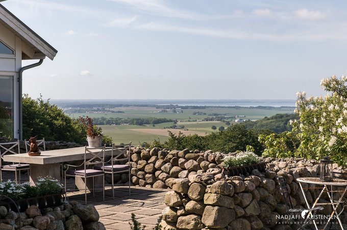 MED5E17F07D602D422D8870D341D6A5150C