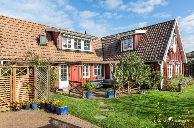 MED5NC7K882PBJQKBZS8J