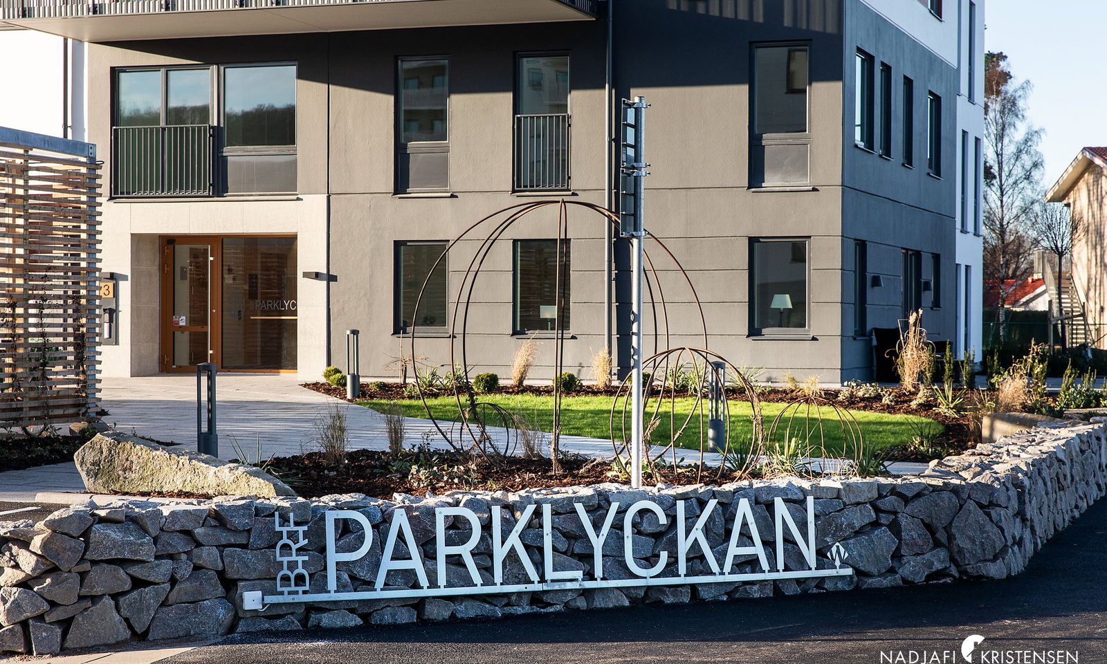 MED5NW52H22PBJBMNN714