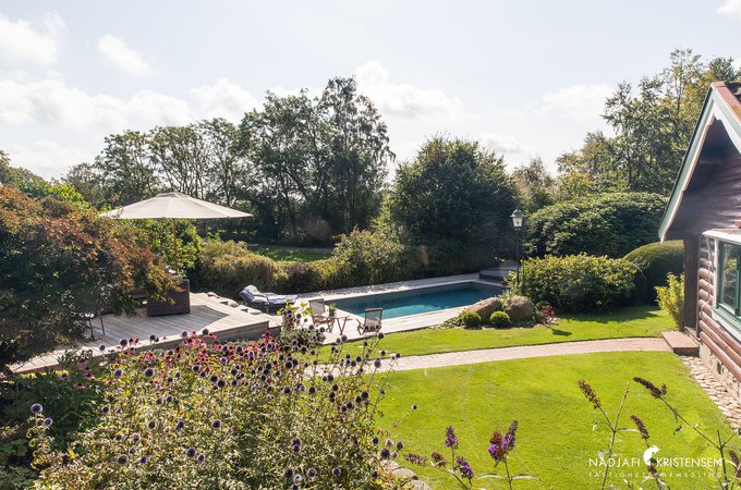 MED64931C5030AE48C2B4AA6FC1EA68DE0D