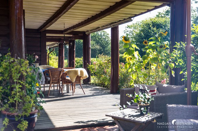 MED696A21F40BCE481C9D0A1806B5EDD570