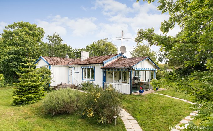 MED7A15F8D6C53A4A4BBF38B56ADD8E3E28