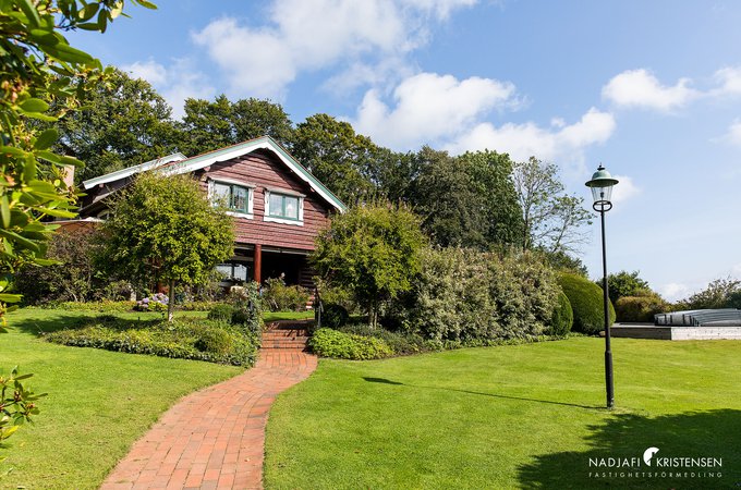 MED9EC7946E9C294276860D6EB4E501BA99