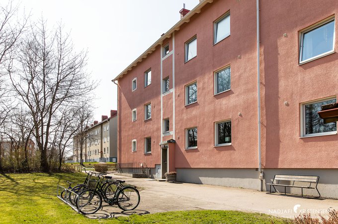 MEDA72AD03792D248979D569970D5E0DBB0