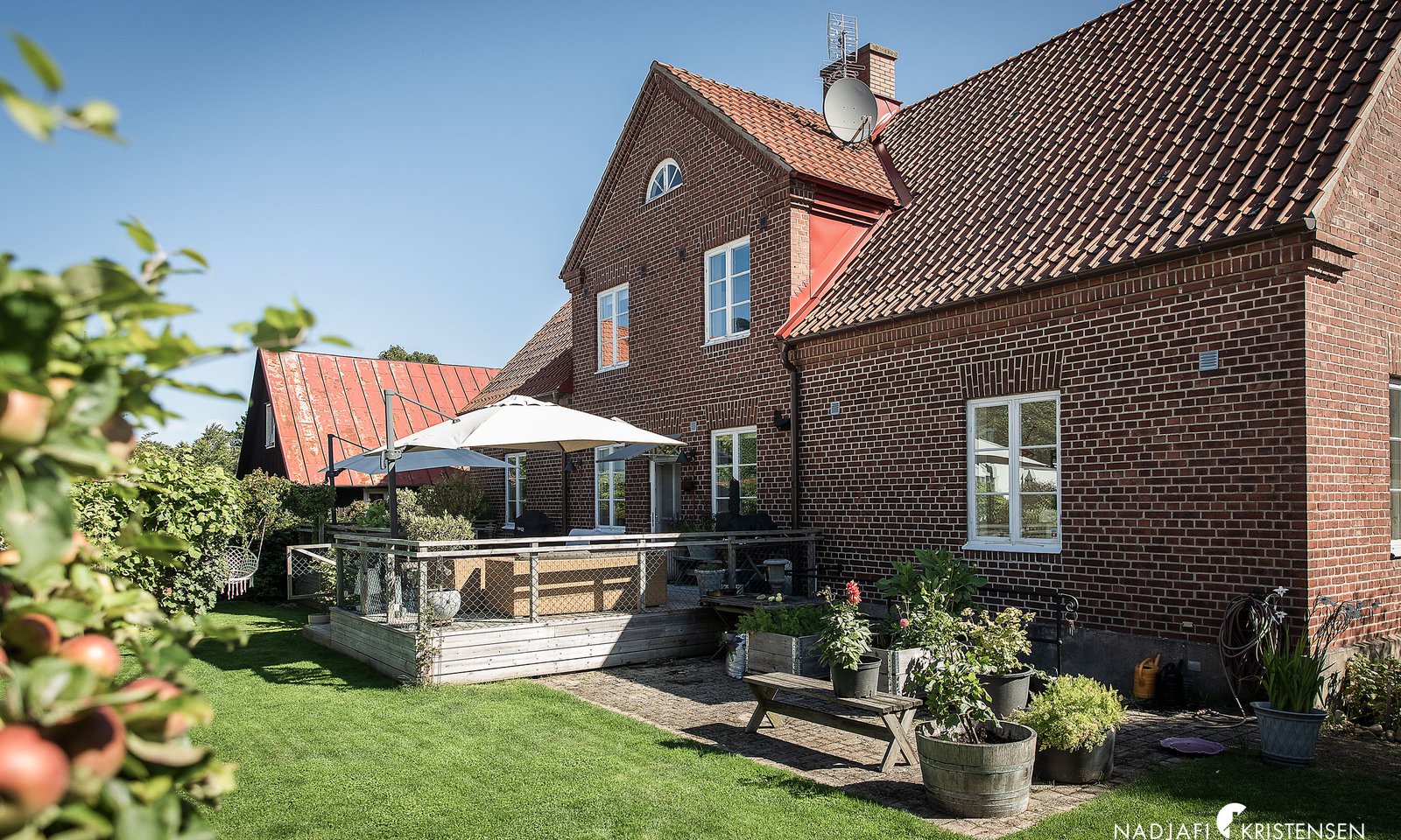 MEDB645A3B772AE4C83B20CF302011D11E2