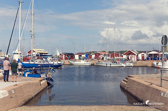 ..och hamnen.