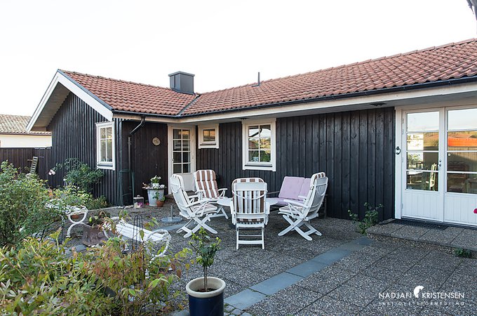 Mysig uteplats på insynsskyddat läge