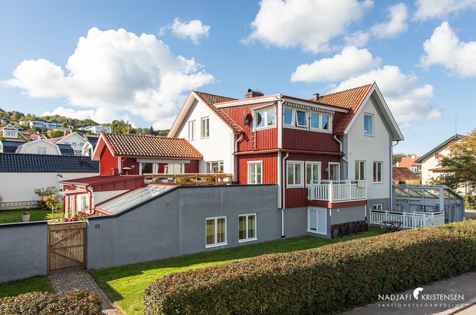 MEDEC9309DF1BE44FF7A9373A2E3FE93C14