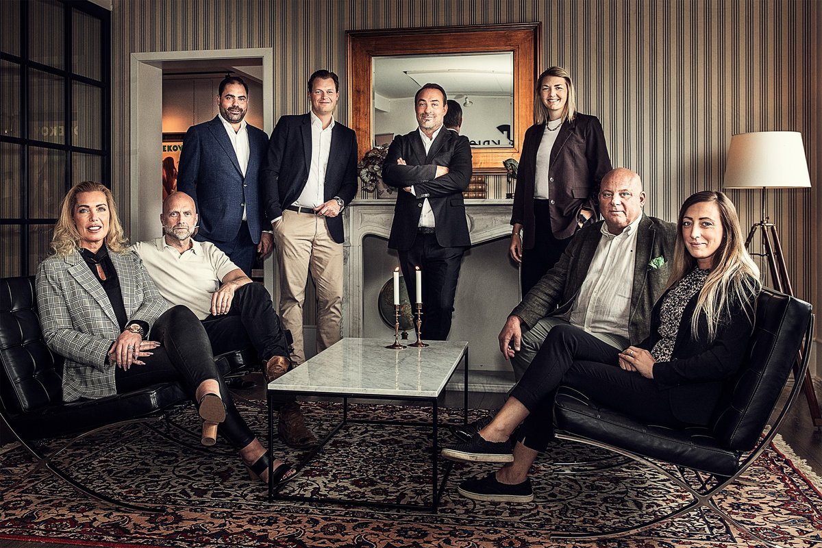 Ny gruppbild med byte på Anna.jpg